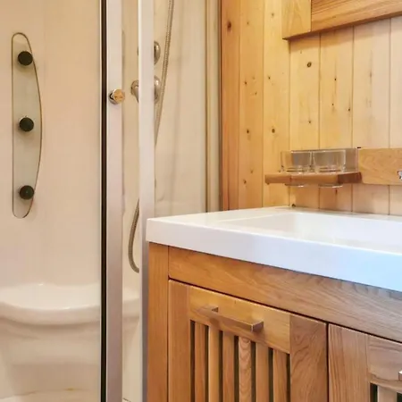 A Gervais Les Bains 20 M² Piscine *